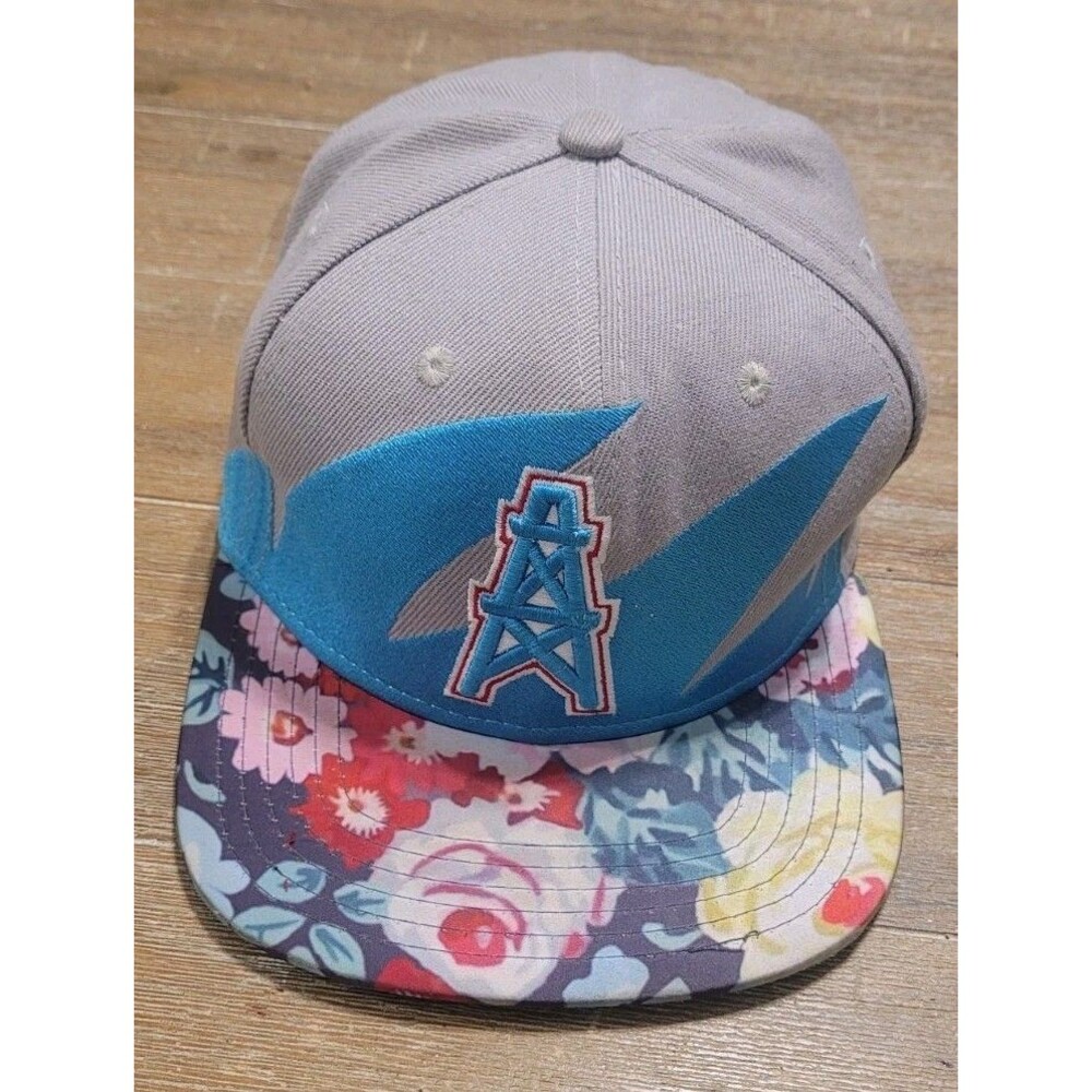 Mitchell & Ness VTG Collection Houston Oilers SharkTooth Tidal Wave Snapback Hat